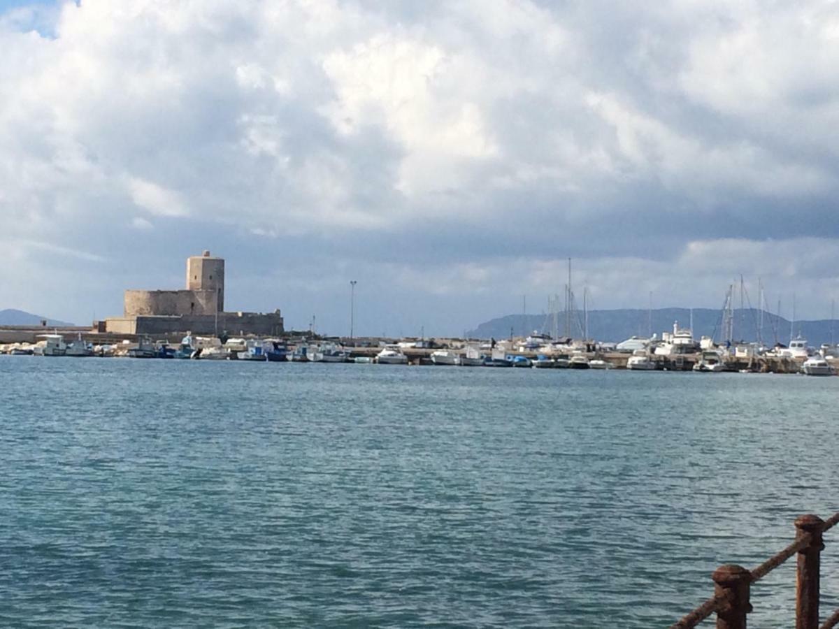 Angelica E Orlando Apartment Trapani Luaran gambar